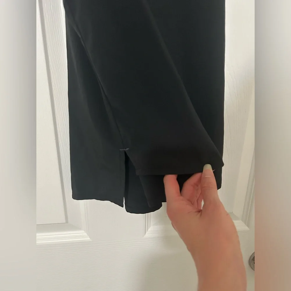 SOLD Athleta Top Size S - Picture 4 of 7